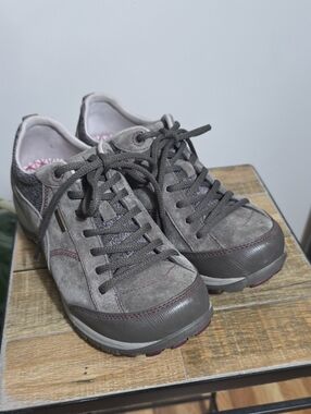Dansko Paisley Gray Women's Casual Gray Lace-Up Walking Shoes Sz 38